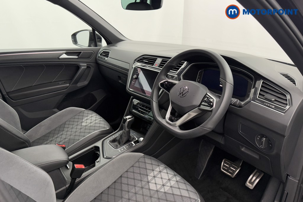 Volkswagen Tiguan R-Line Automatic Petrol SUV - Stock Number (1583942) - 1st supplementary image