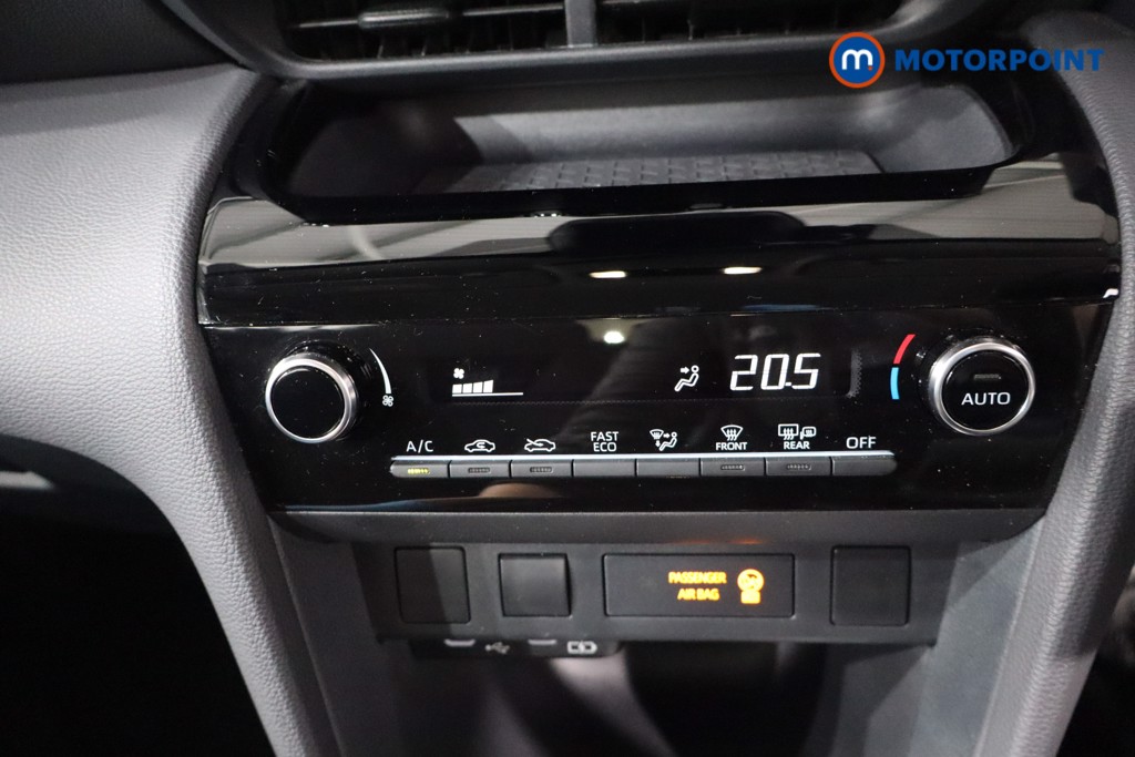 Toyota Yaris Cross Icon Automatic Petrol-Electric Hybrid Estate - Stock Number (1584173) - 16th supplementary image