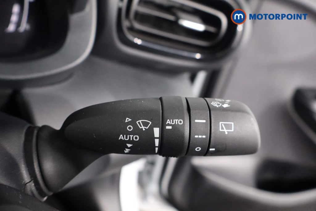 Toyota Yaris Cross Icon Automatic Petrol-Electric Hybrid Estate - Stock Number (1584173) - 19th supplementary image