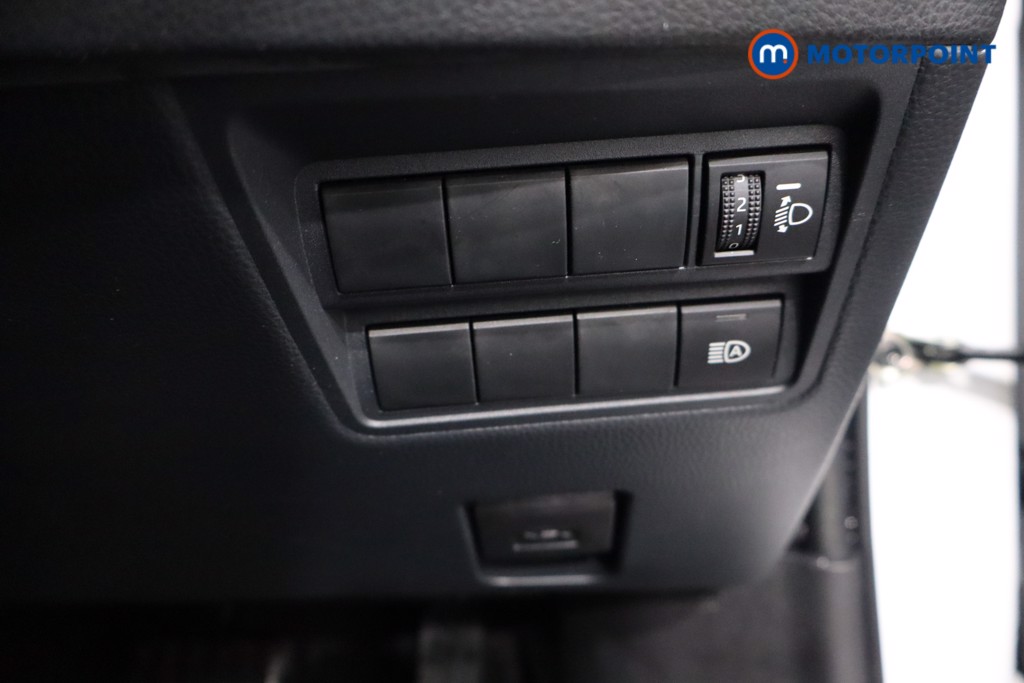 Toyota Yaris Cross Icon Automatic Petrol-Electric Hybrid Estate - Stock Number (1584173) - 21st supplementary image