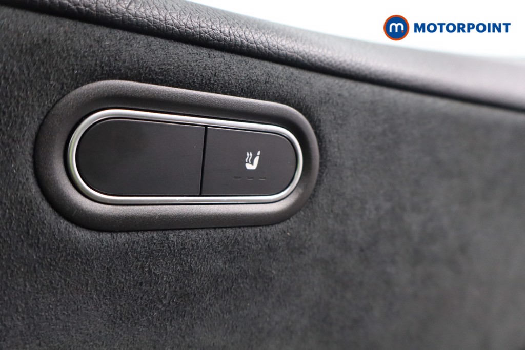 Mercedes-Benz A Class Amg Line Automatic Petrol Hatchback - Stock Number (1584206) - 21st supplementary image