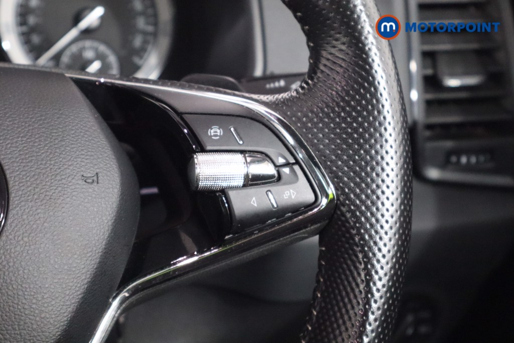 Skoda Karoq Sportline Automatic Petrol SUV - Stock Number (1584335) - 8th supplementary image