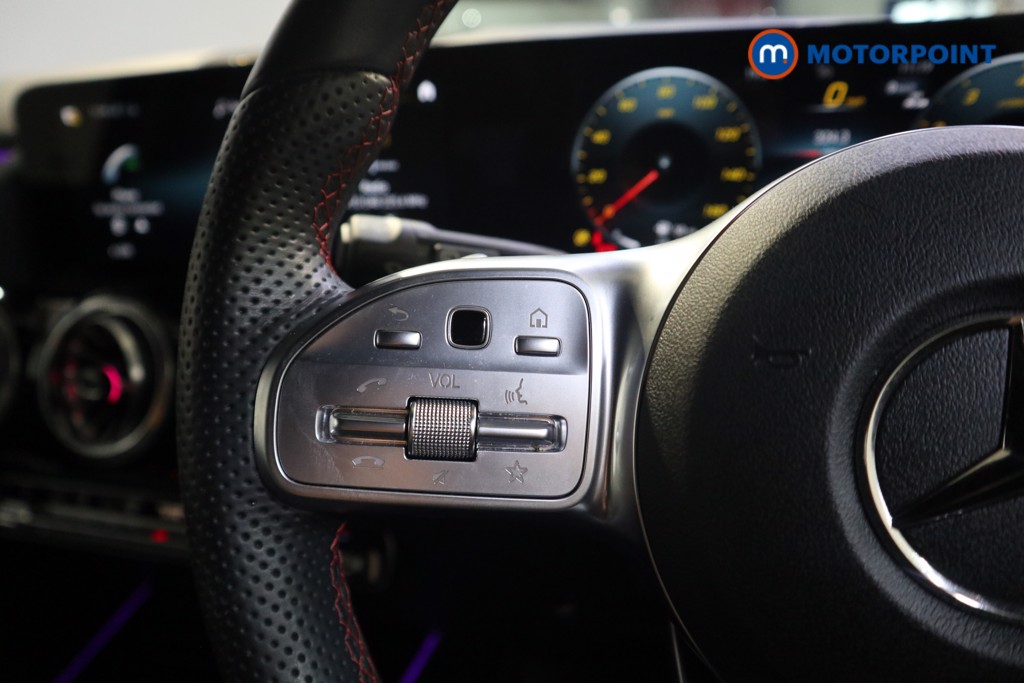 Mercedes-Benz GLA Amg Line Night Edition Automatic Petrol SUV - Stock Number (1584436) - 4th supplementary image