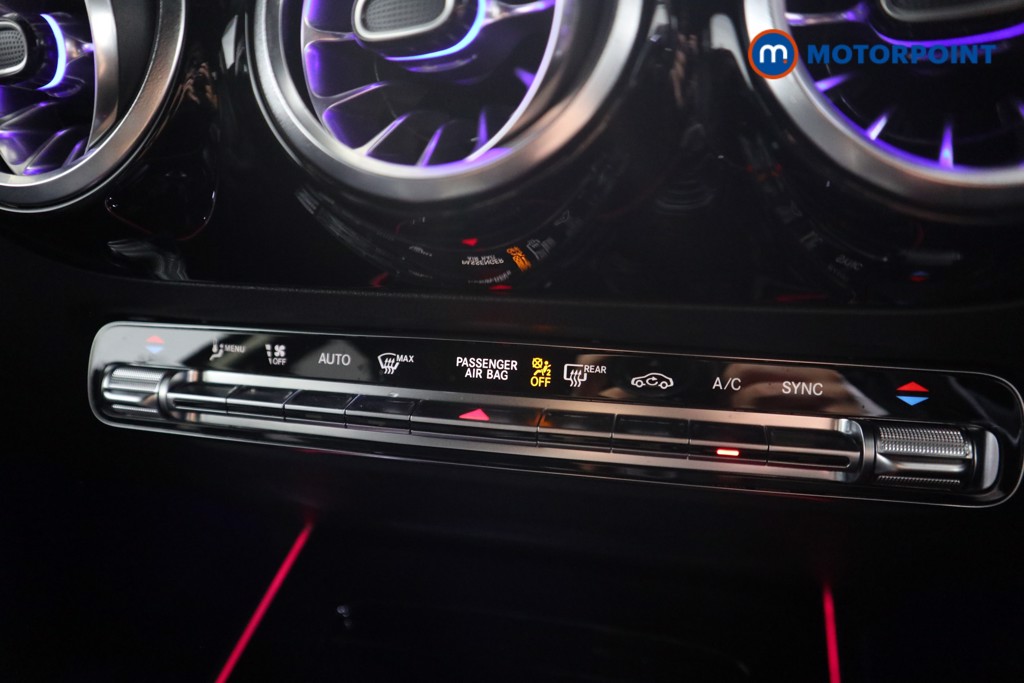 Mercedes-Benz GLA Amg Line Night Edition Automatic Petrol SUV - Stock Number (1584436) - 9th supplementary image