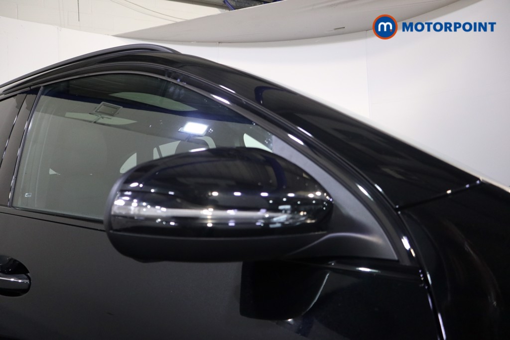 Mercedes-Benz GLA Amg Line Night Edition Automatic Petrol SUV - Stock Number (1584436) - 24th supplementary image