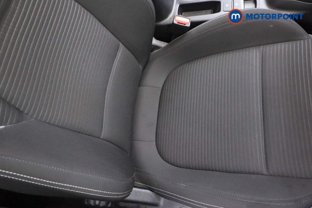 Ford Focus Titanium Manual Petrol Hatchback - Stock Number (1584799) - 14th supplementary image