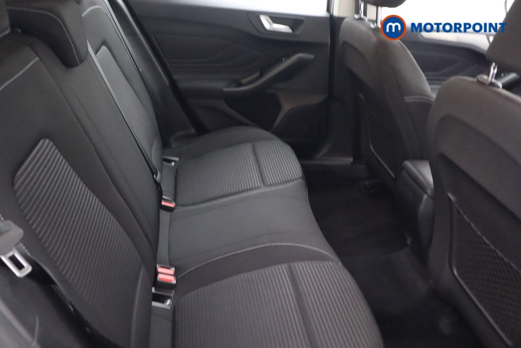 Ford Focus Titanium Manual Petrol Hatchback - Stock Number (1584799) - 16th supplementary image