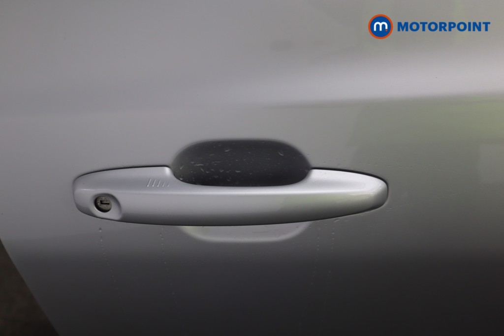 Ford Focus Titanium Manual Petrol Hatchback - Stock Number (1584799) - 21st supplementary image