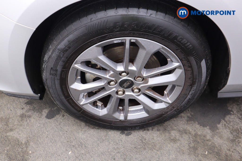 Ford Focus Titanium Manual Petrol Hatchback - Stock Number (1584799) - 25th supplementary image