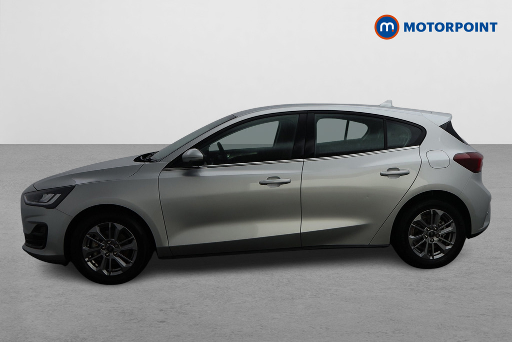Ford Focus Titanium Manual Petrol Hatchback - Stock Number (1584799) - Passenger side