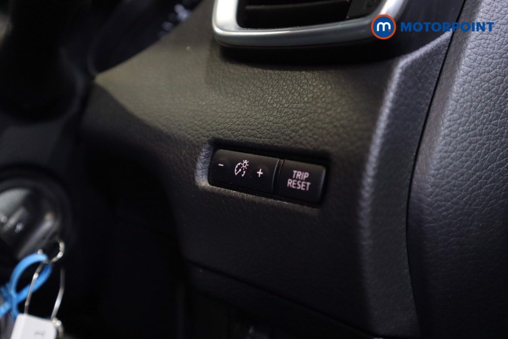 Nissan Qashqai Acenta Premium Manual Petrol SUV - Stock Number (1584932) - 5th supplementary image