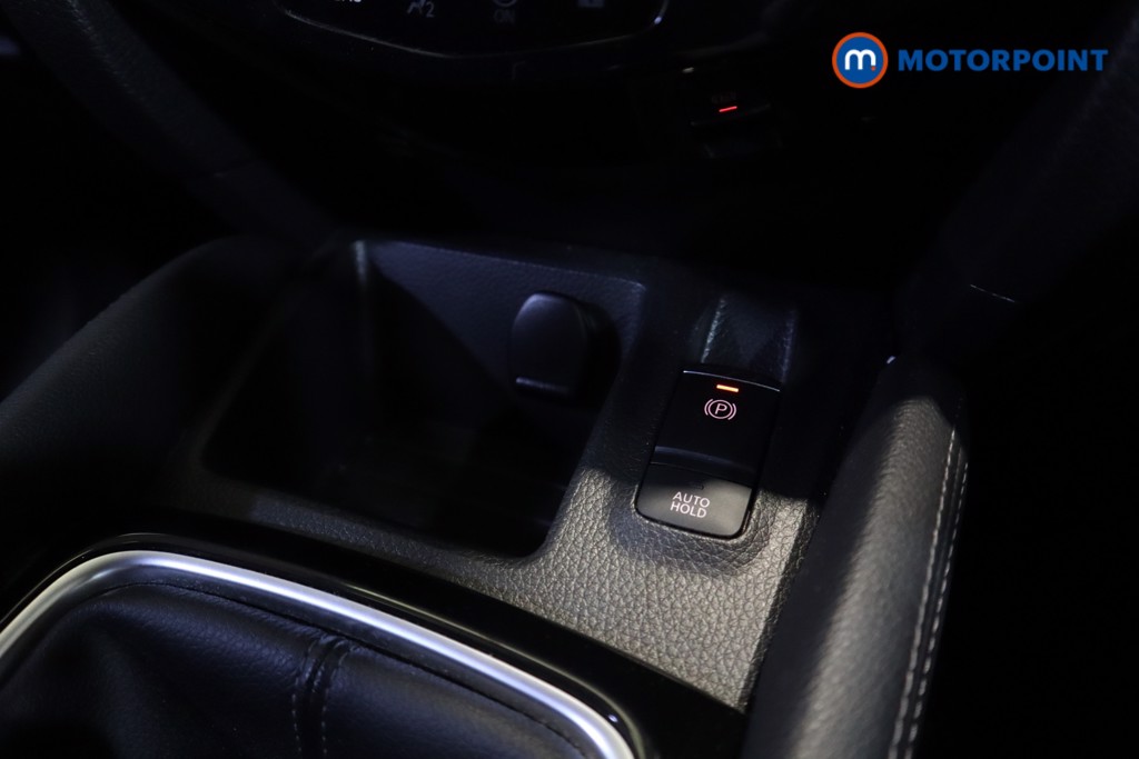 Nissan Qashqai Acenta Premium Manual Petrol SUV - Stock Number (1584932) - 19th supplementary image