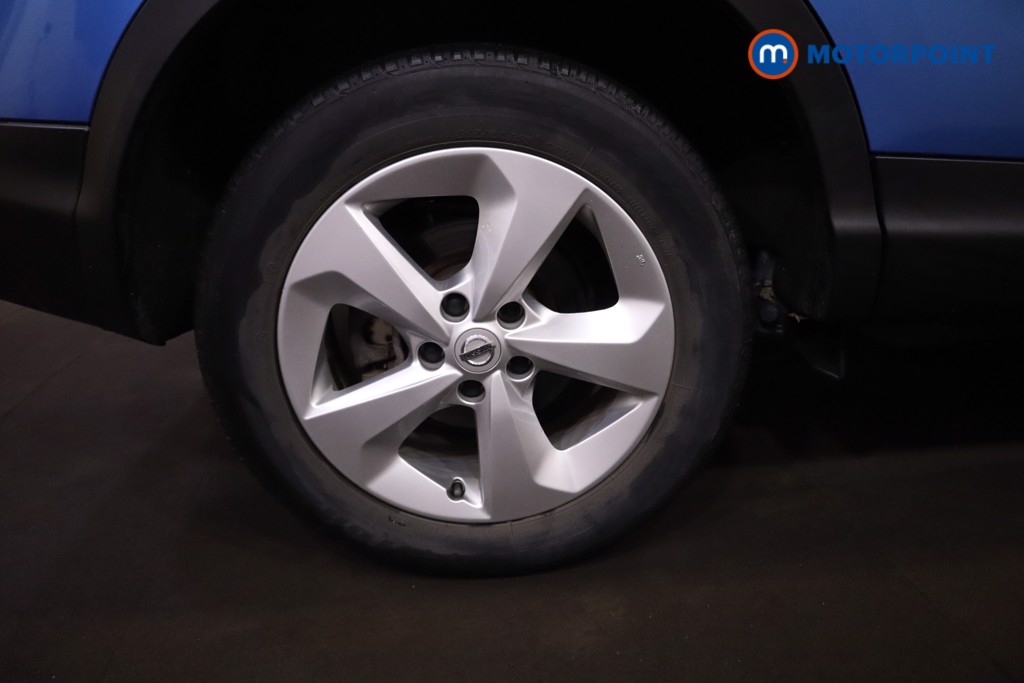 Nissan Qashqai Acenta Premium Manual Petrol SUV - Stock Number (1584932) - 27th supplementary image