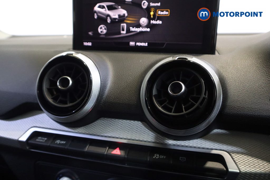 Audi Q2 Technik Manual Petrol SUV - Stock Number (1585003) - 18th supplementary image