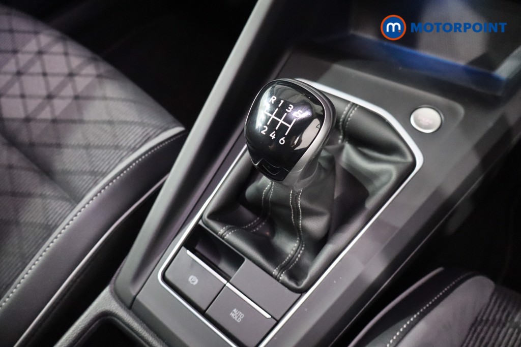 Volkswagen Golf R-Line Manual Petrol Hatchback - Stock Number (1585071) - 14th supplementary image