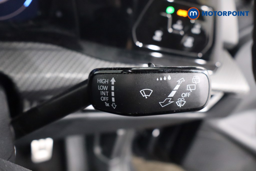 Volkswagen Golf R-Line Manual Petrol Hatchback - Stock Number (1585071) - 18th supplementary image