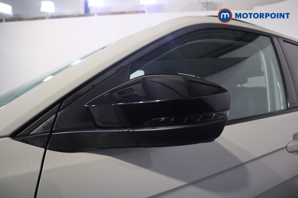 Volkswagen T-Cross Black Edition Manual Petrol SUV - Stock Number (1585103) - 23rd supplementary image