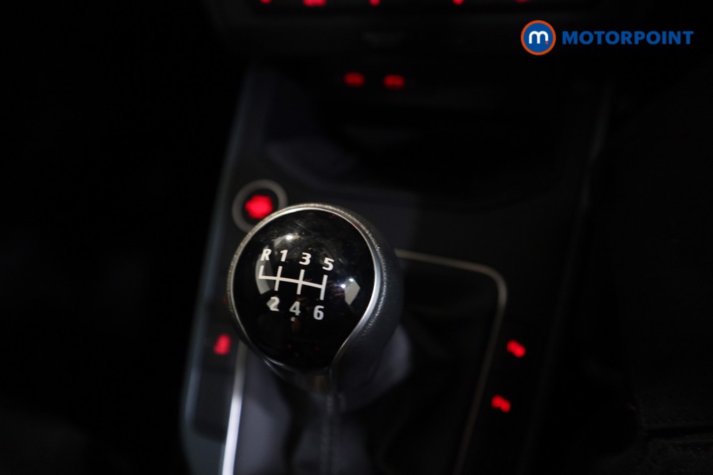 Seat Arona Xperience Lux Manual Petrol SUV - Stock Number (1585314) - 10th supplementary image