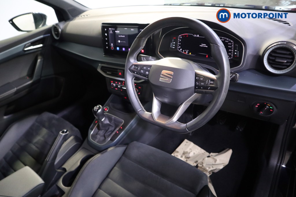 Seat Arona Xperience Lux Manual Petrol SUV - Stock Number (1585314) - 1st supplementary image