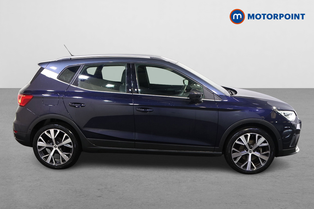 Seat Arona Xperience Lux Manual Petrol SUV - Stock Number (1585314) - Drivers side