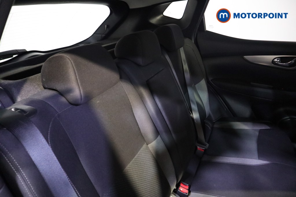 Nissan Qashqai N-Connecta Manual Petrol SUV - Stock Number (1585481) - 11th supplementary image
