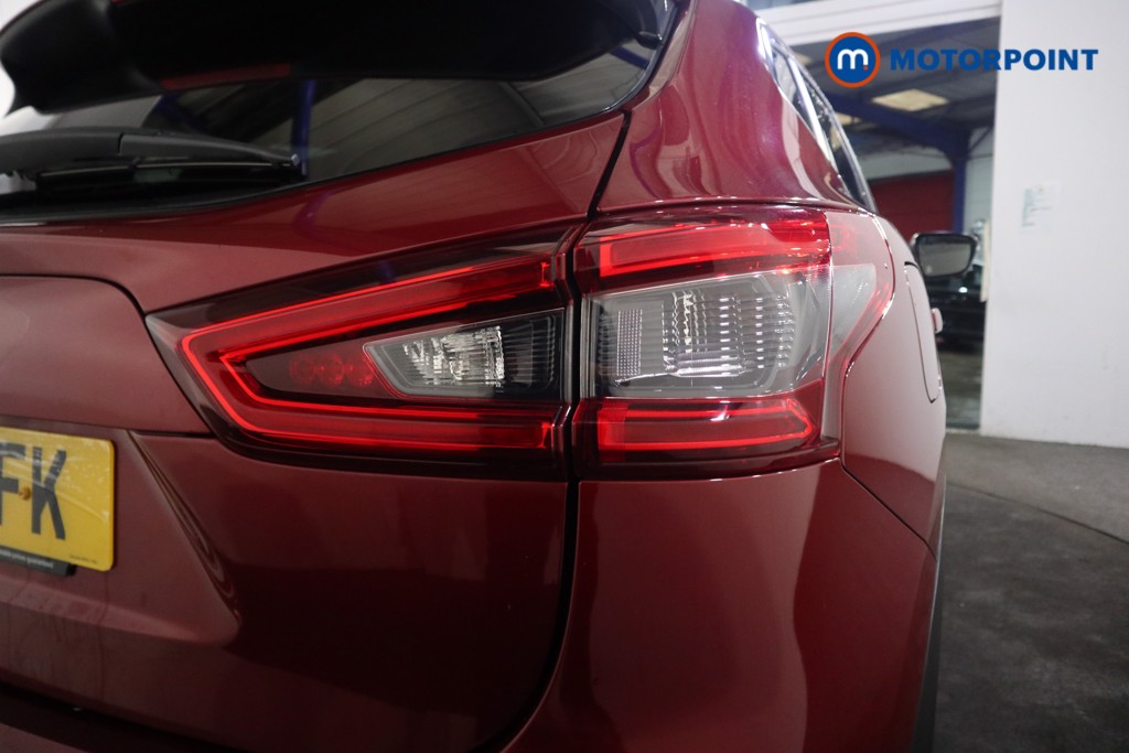 Nissan Qashqai N-Connecta Manual Petrol SUV - Stock Number (1585481) - 20th supplementary image
