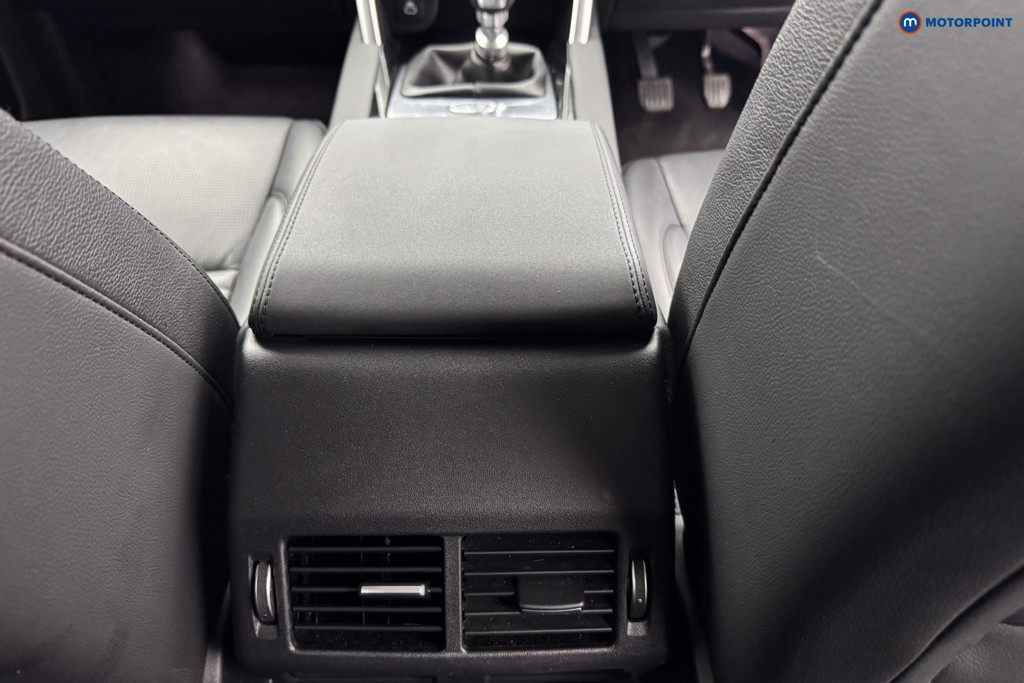Land Rover Discovery Sport SE Manual Diesel SUV - Stock Number (1585581) - 9th supplementary image