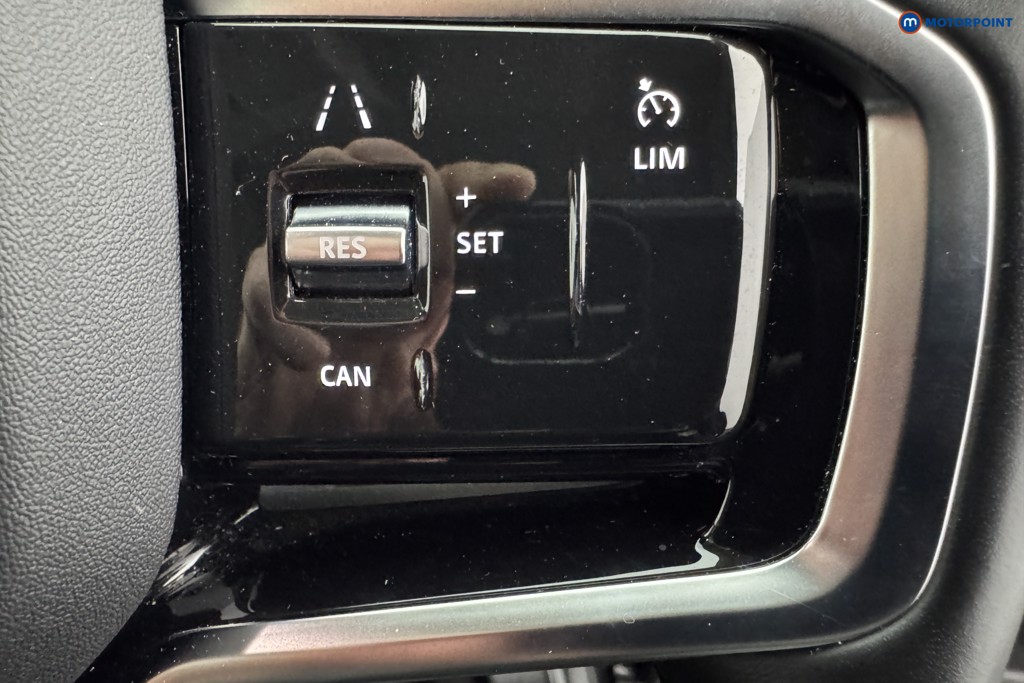 Land Rover Discovery Sport SE Manual Diesel SUV - Stock Number (1585581) - 17th supplementary image