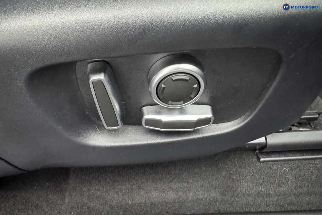 Land Rover Discovery Sport SE Manual Diesel SUV - Stock Number (1585581) - 19th supplementary image