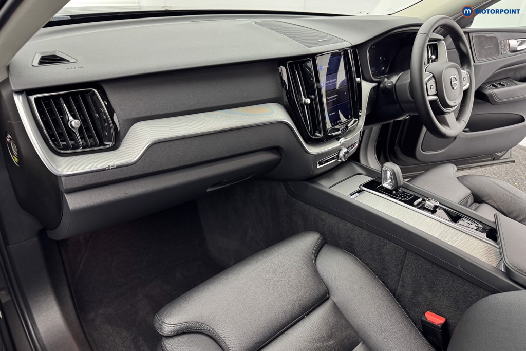 Volvo Xc60 Plus Automatic Diesel SUV - Stock Number (1585582) - 8th supplementary image