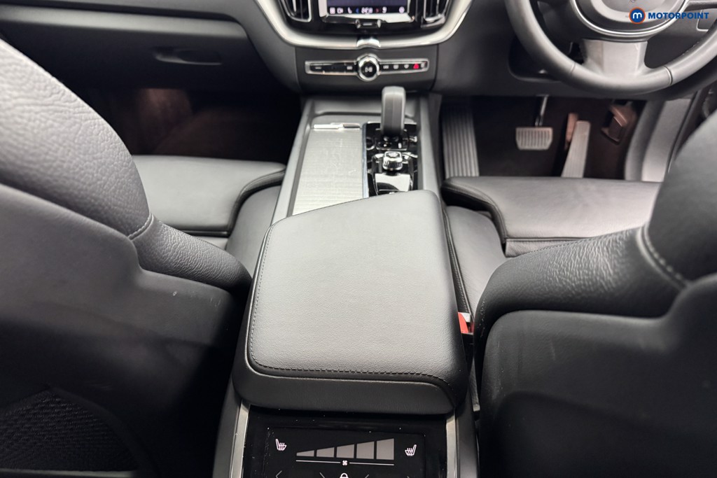 Volvo Xc60 Plus Automatic Diesel SUV - Stock Number (1585582) - 11th supplementary image