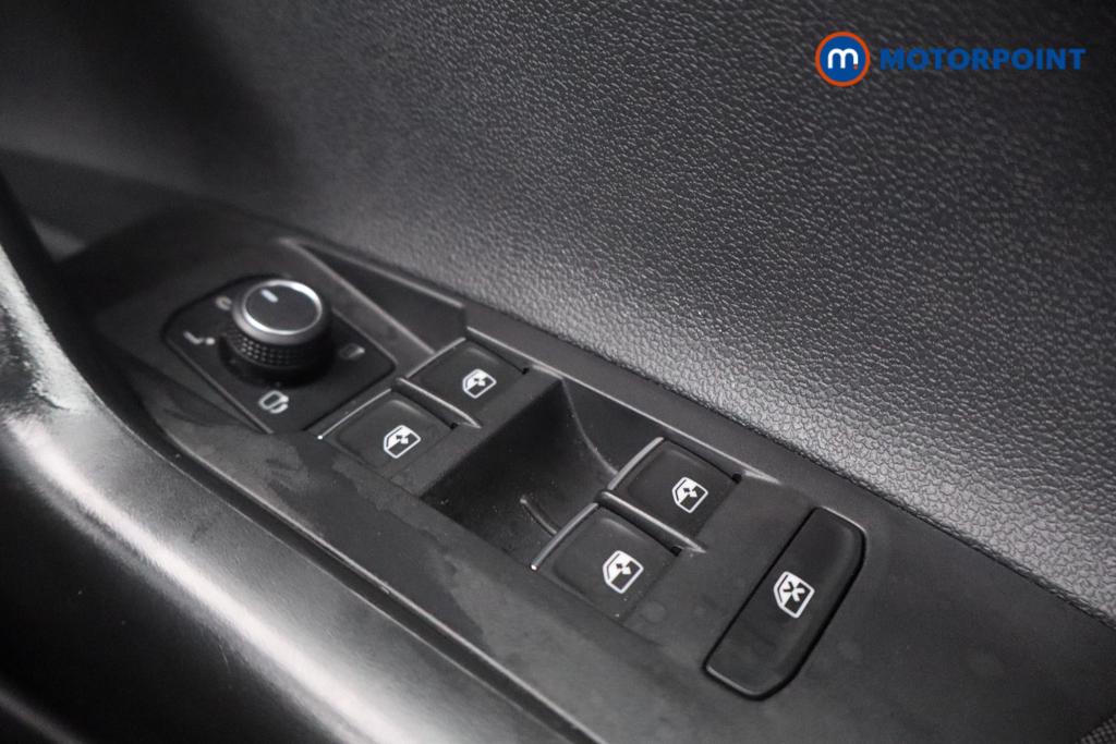 Volkswagen Taigo R-Line Manual Petrol SUV - Stock Number (1585652) - 13th supplementary image