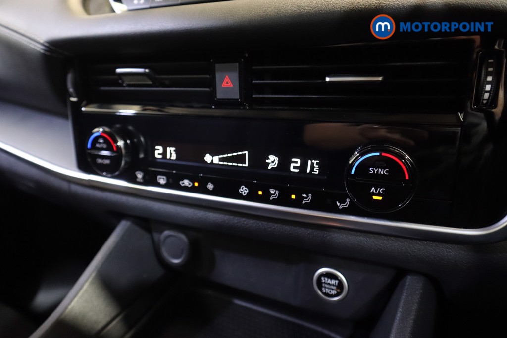 Nissan Qashqai Acenta Premium Automatic Petrol SUV - Stock Number (1586045) - 17th supplementary image