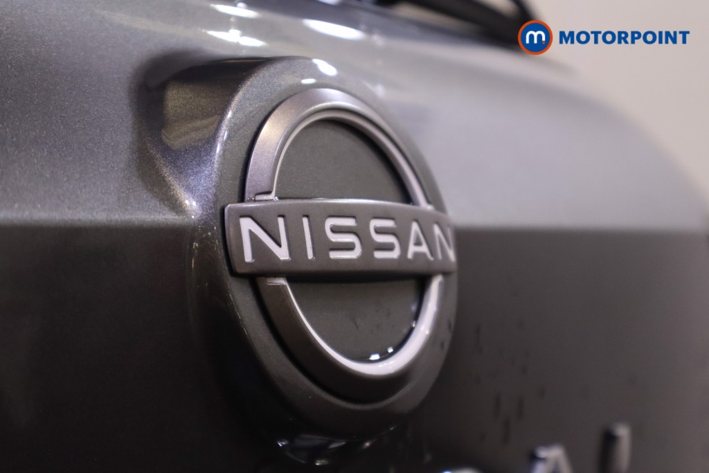 Nissan Qashqai Acenta Premium Automatic Petrol SUV - Stock Number (1586045) - 38th supplementary image