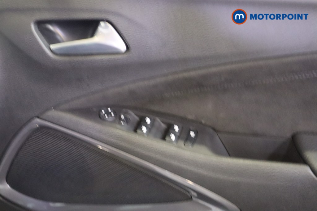 Vauxhall Crossland Ultimate Manual Diesel SUV - Stock Number (1586055) - 14th supplementary image