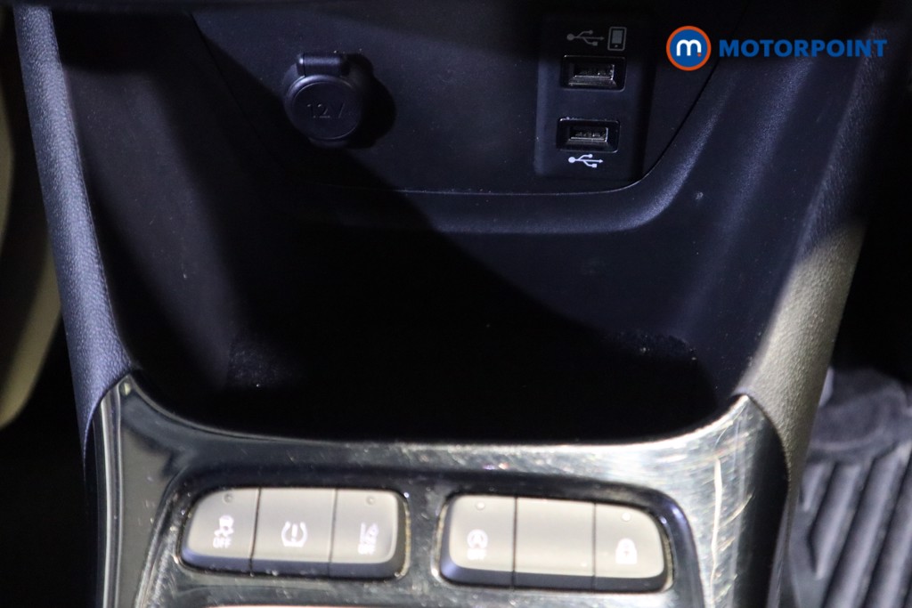 Vauxhall Crossland Ultimate Manual Diesel SUV - Stock Number (1586055) - 22nd supplementary image
