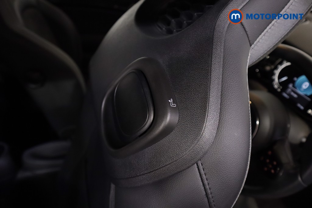 Mini Hatchback Cooper Sport Manual Petrol Hatchback - Stock Number (1586339) - 8th supplementary image
