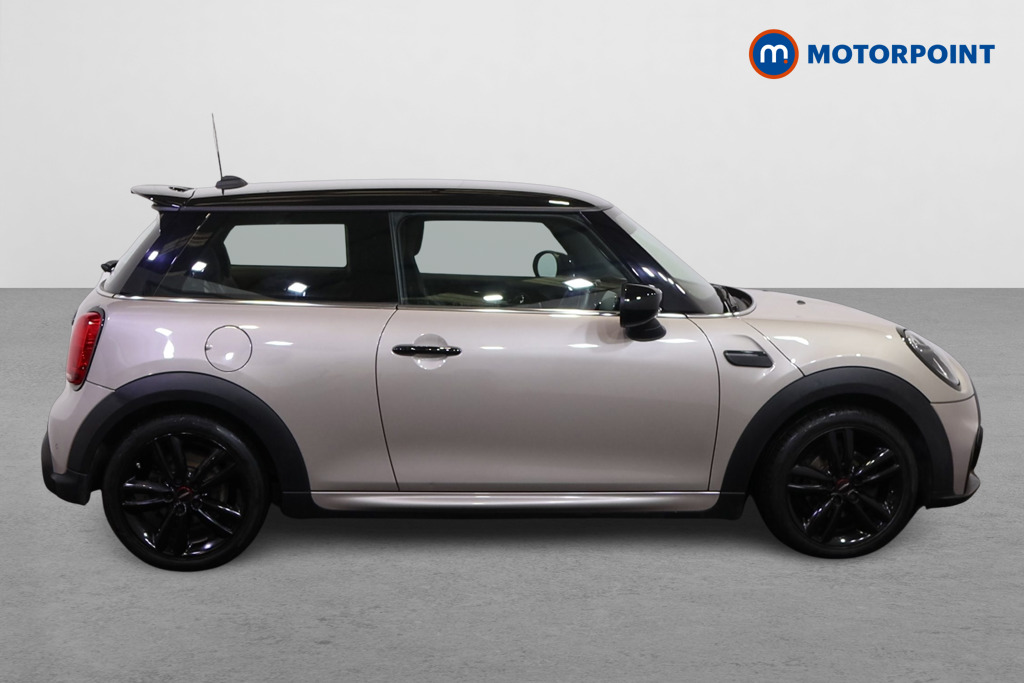 Mini Hatchback Cooper Sport Manual Petrol Hatchback - Stock Number (1586339) - Drivers side
