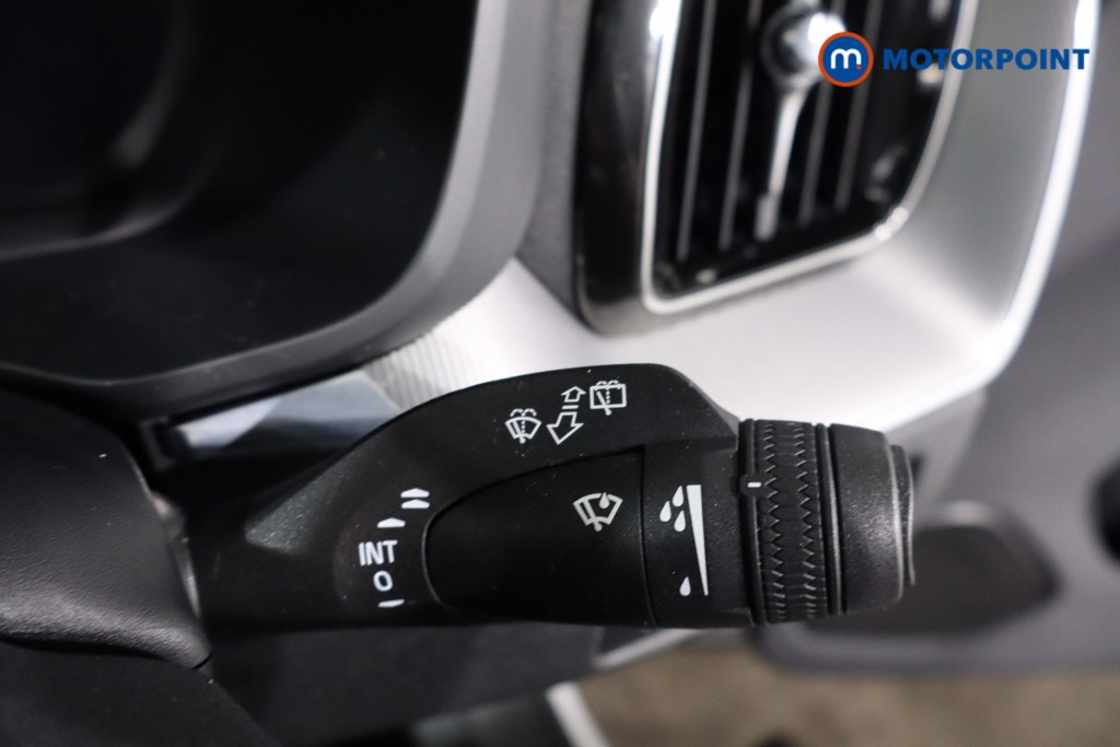 Volvo Xc60 R Design Automatic Petrol Plug-In Hybrid SUV - Stock Number (1586368) - 17th supplementary image