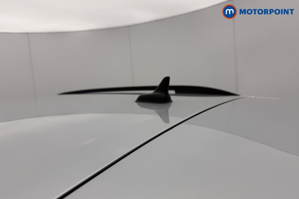 Volkswagen Tiguan R-Line Edition Automatic Petrol SUV - Stock Number (1586412) - 14th supplementary image