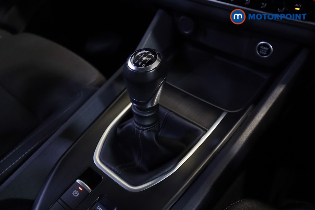 Nissan Qashqai Acenta Premium Manual Petrol SUV - Stock Number (1586490) - 16th supplementary image