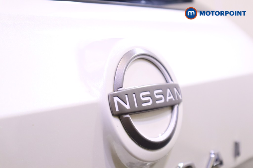 Nissan Qashqai Acenta Premium Manual Petrol SUV - Stock Number (1586490) - 34th supplementary image