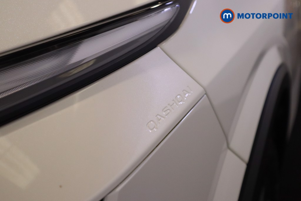 Nissan Qashqai Acenta Premium Manual Petrol SUV - Stock Number (1586490) - 37th supplementary image