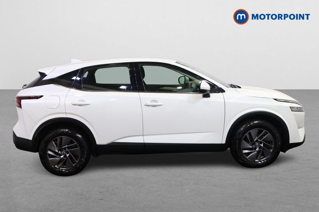 Nissan Qashqai Acenta Premium Manual Petrol SUV - Stock Number (1586490) - Drivers side