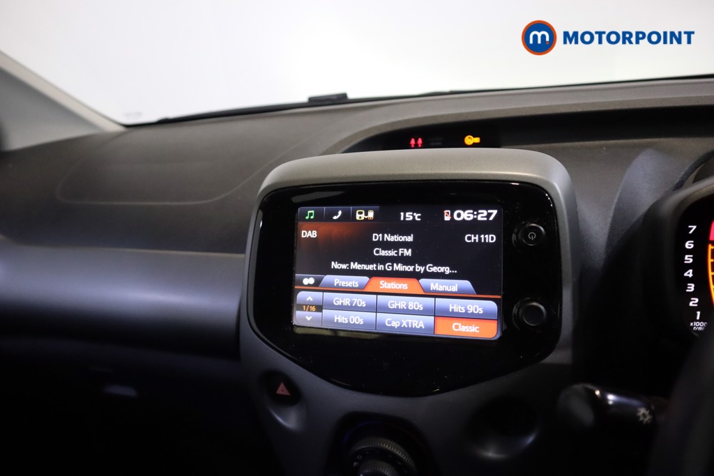 Toyota Aygo X-Play Manual Petrol Hatchback - Stock Number (1586610) - 2nd supplementary image