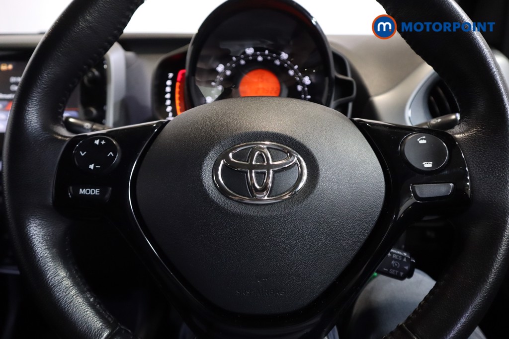 Toyota Aygo X-Play Manual Petrol Hatchback - Stock Number (1586610) - 7th supplementary image