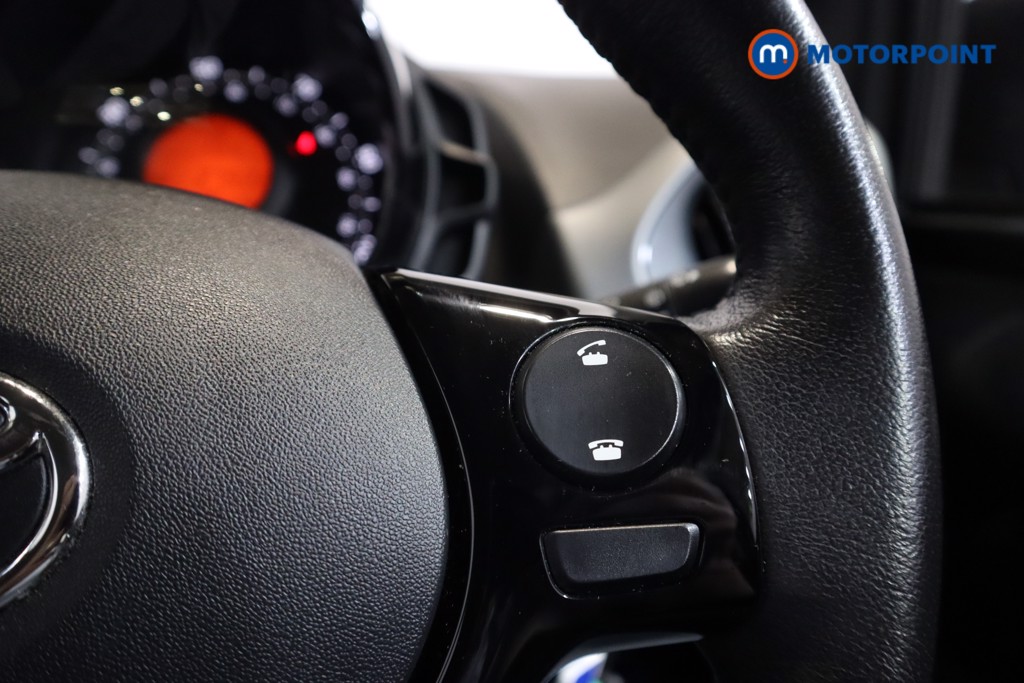 Toyota Aygo X-Play Manual Petrol Hatchback - Stock Number (1586610) - 9th supplementary image