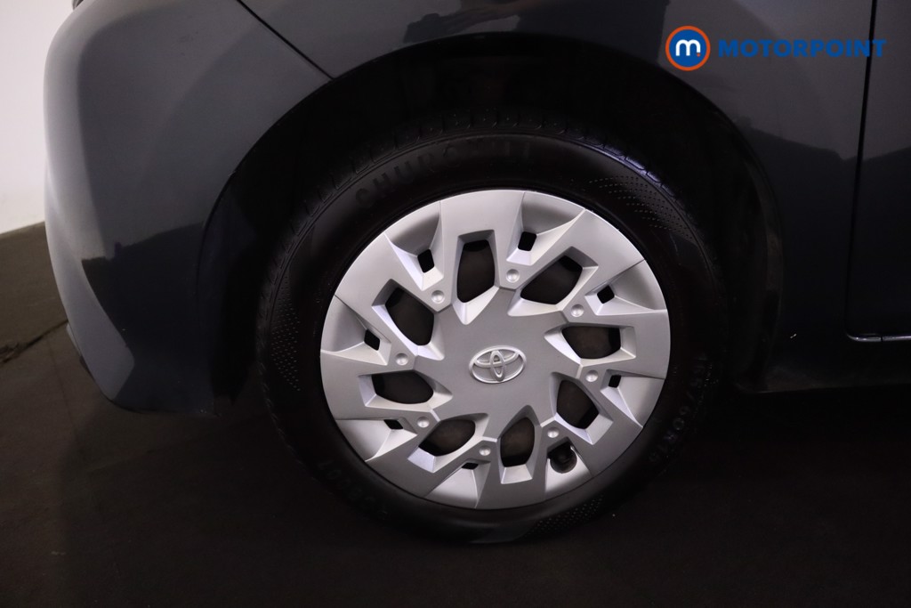 Toyota Aygo X-Play Manual Petrol Hatchback - Stock Number (1586610) - 25th supplementary image