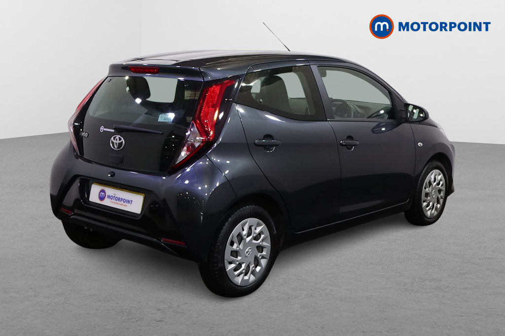 Toyota Aygo X-Play Manual Petrol Hatchback - Stock Number (1586610) - Drivers side rear corner