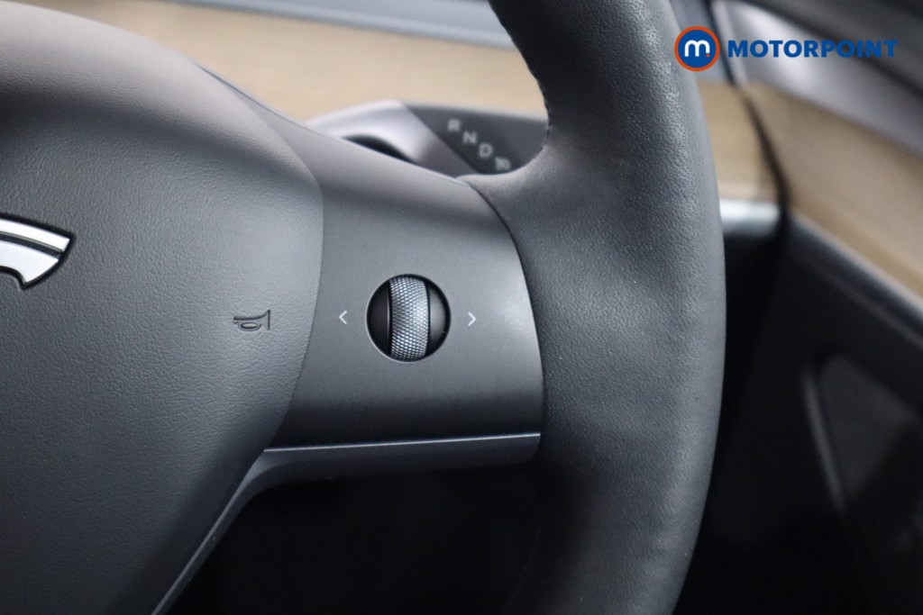Tesla Model Y Long Range Automatic Electric SUV - Stock Number (1586724) - 8th supplementary image